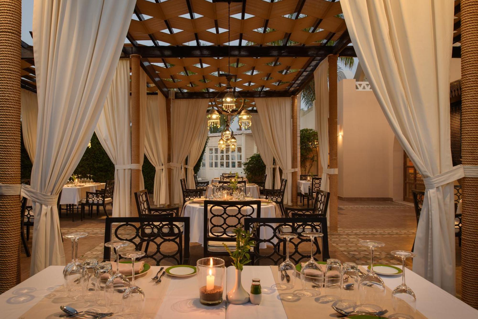 Iberotel Redsina Sharm el-Sheikh Exterior photo The restaurant at the hotel